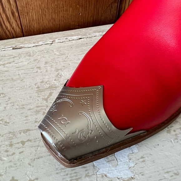 Beast Fashion Red Booties NWOT - Picture 3 of 6